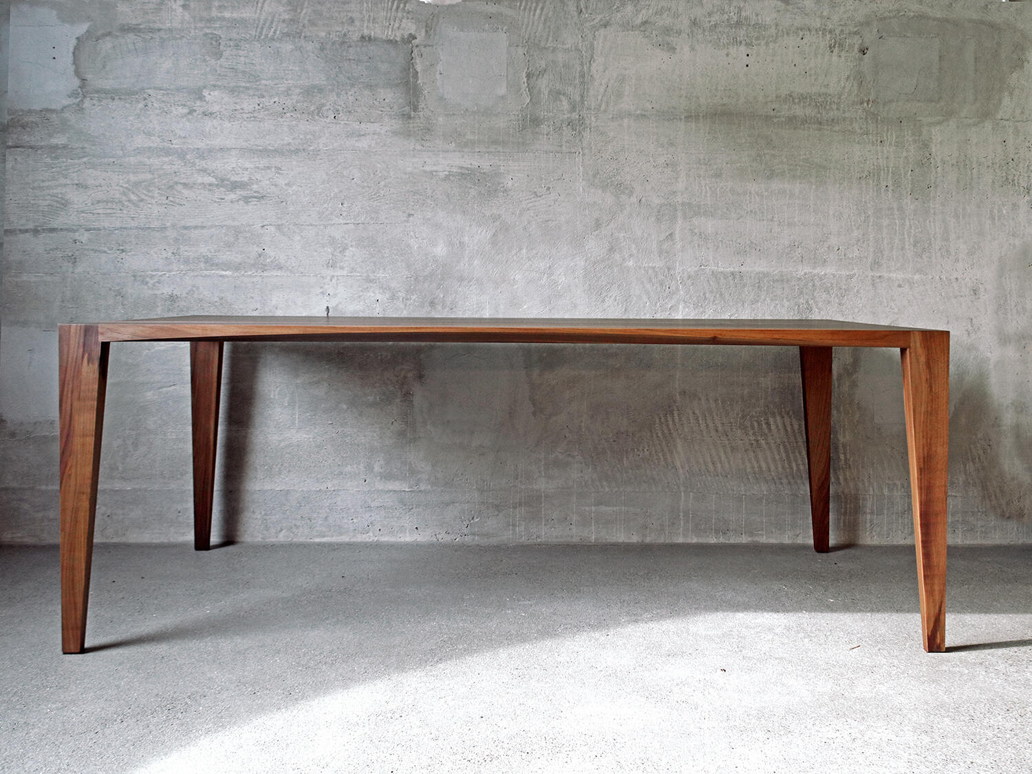 tisch massivholz nussbaum amerikanisch